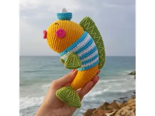 Gold Fish Crochet Pattern