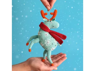 Storm the Deer crochet pattern