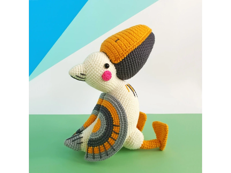 Narcissus the Pelican Crochet Pattern